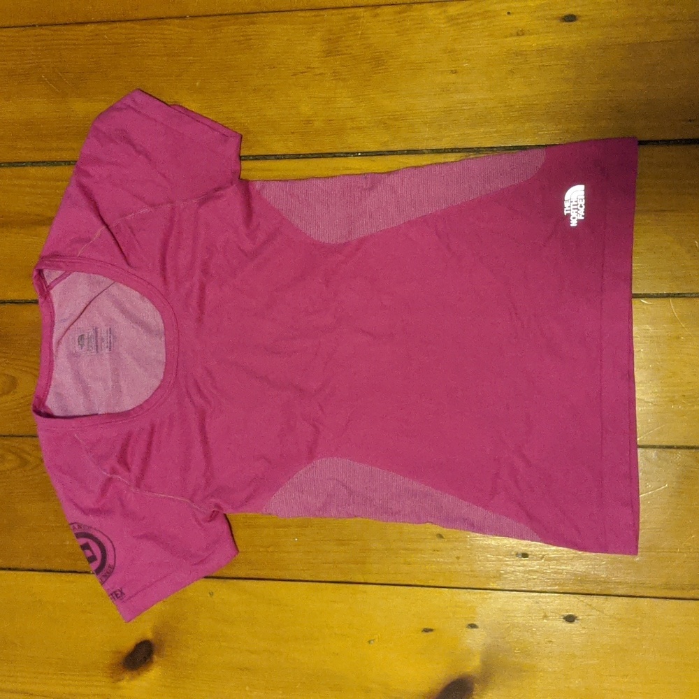 Women's Small North Face pink technical tshirt